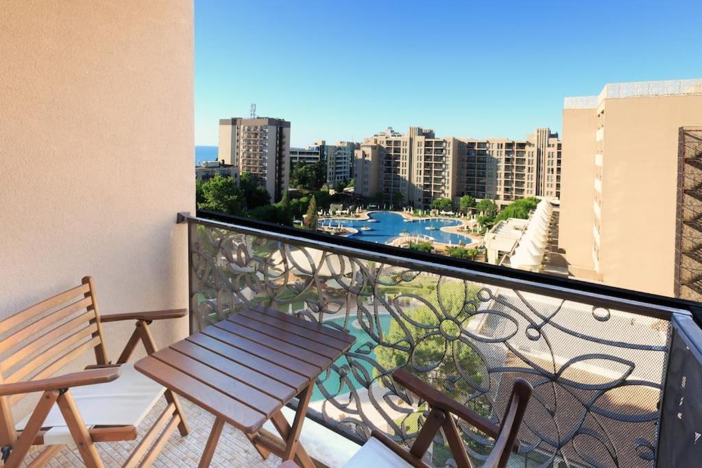 Royal Beach Apartment Barcello B Sunny Beach Exterior photo